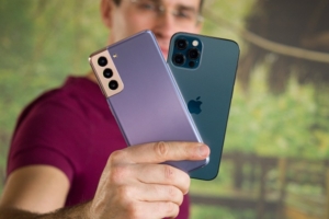 مقایسه آیفون 12و سامسونگ s21