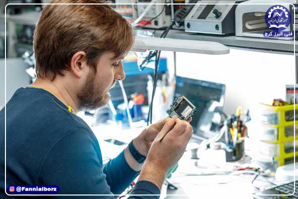 وظایف تعمیر کار موبایل وظایف تعمیر کار موبایل