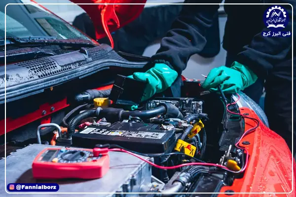 مقایسه درآمد و آینده شغلی برق خودرو با سایر مشاغل فنی